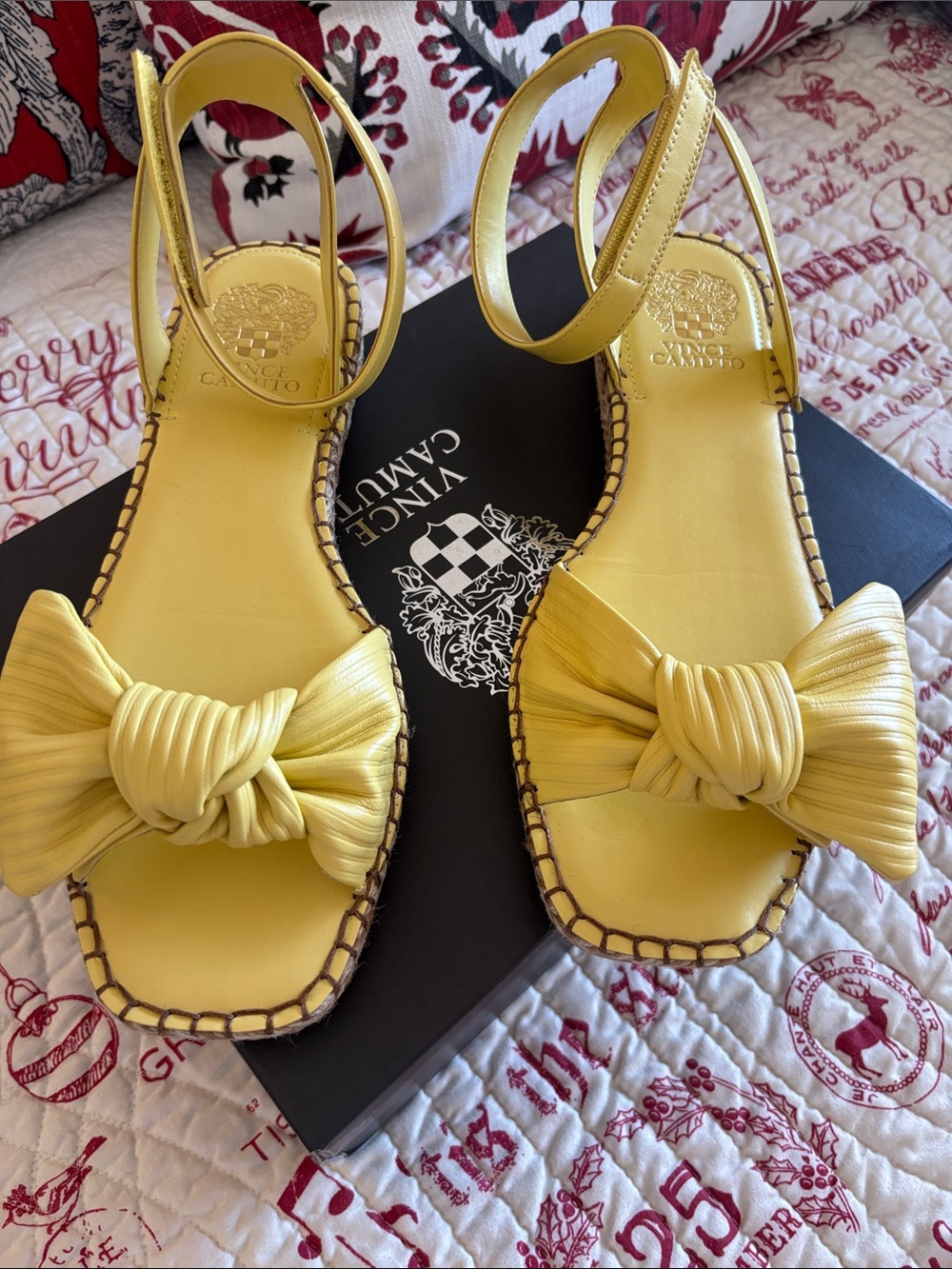 Vince Camuto Leather Lemon Yellow Knot Bow Ankle-Strap Sandals SZ 10W